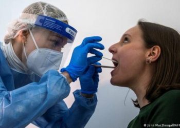 Gjermania vendos me detyrim: Shërim, vaksinim ose test. Presion ndaj atyre që nuk vaksinohen