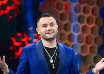Ironizon Aktori i njohur i humorit: Ne na rritet çmimi i bukës, ndërsa afganët rrinë në hotel me pesë yje