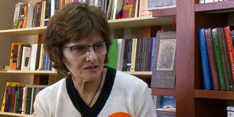 Ndahet nga jeta në moshën 71-vjeçare e bija e Mitrush Kutelit, Atalanta Pasko