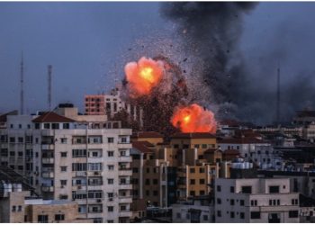 Izraeli futet më thellë në Gaza