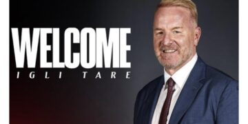 Nis epoka e Igli Tares te Milani