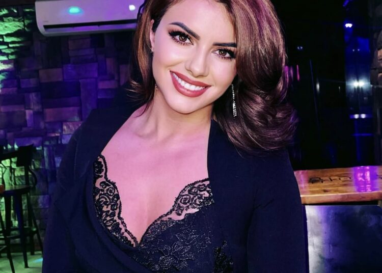 Intervistë me Eva Vatocin/ Jeta mes artit dhe drejtësisë